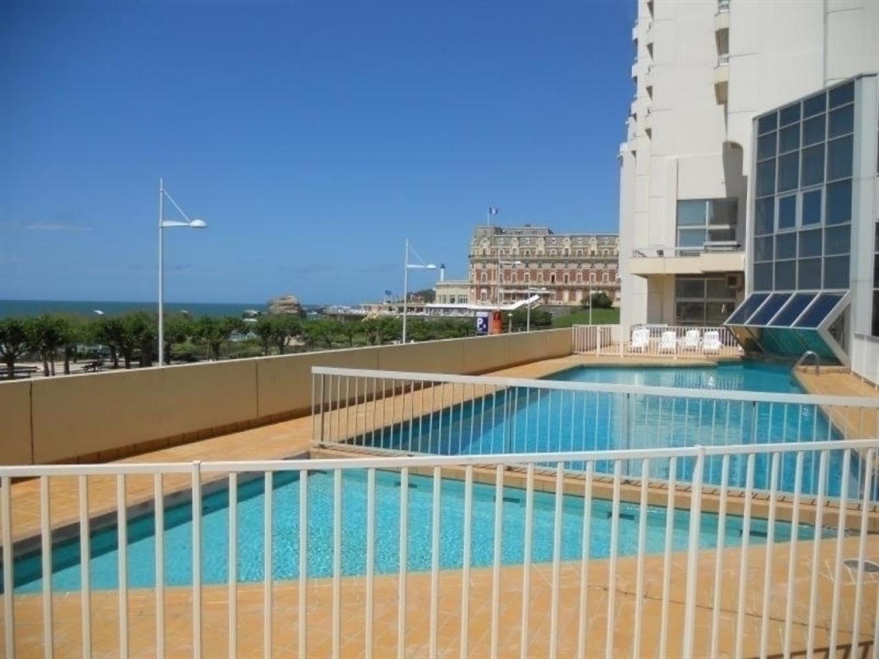 En Centre-ville Avec Piscine Proche Grande - Fr-1-3-410 * Biarritz
